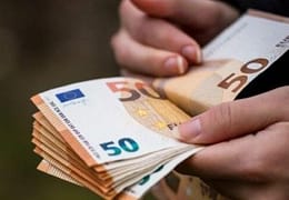 BULGARİSTAN 1 OCAK’TA EURO’YA GEÇİYOR