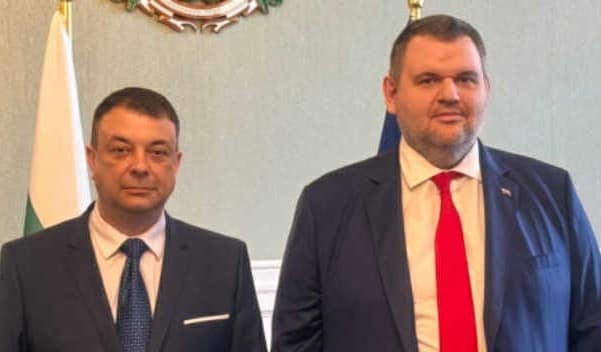 Silistre Belediye Başkanı 43 Rüzgar Türbini Kurmak İstiyor – Verimli Tarım Arazileri Tehlikede